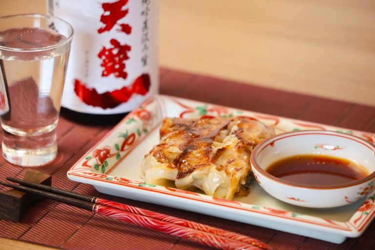野菜マシマシ餃子 × 純吟直汲み